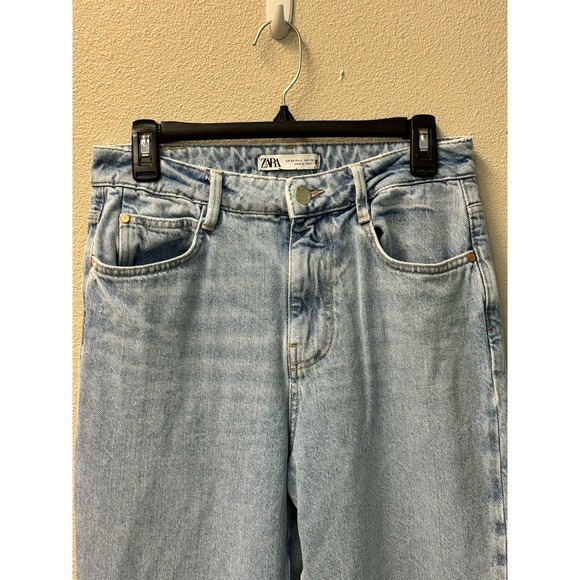 Zara Women's Jeans Straight Leg Size 6 Medium Wash - Picture 3 of 7
